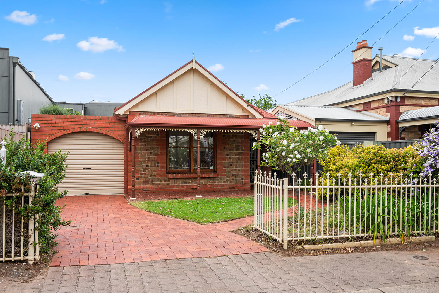 Marian Place, Prospect